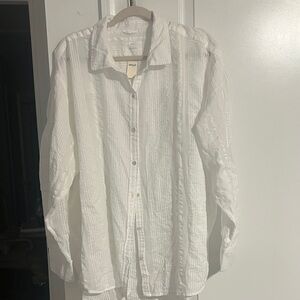 NWT AERIE White Textured Button-Down Shirt
